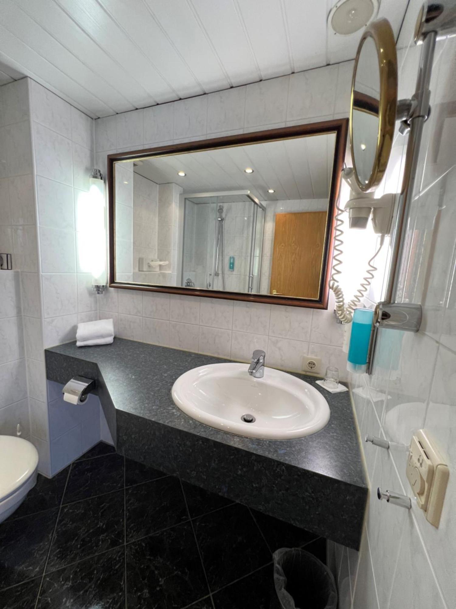Hotel Exquisit Minden  Kamer foto